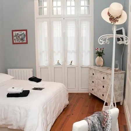 Alojamento de Acomodação e Pequeno-almoço Maison L'epicurienne